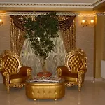 Golden Boutique