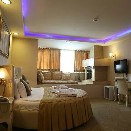 Hotel Golden Boutique 2*