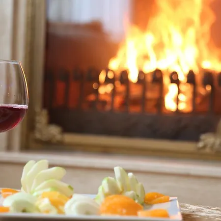 Golden Boutique מלון 2*