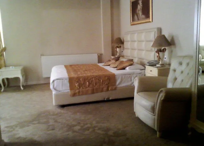 فندق Golden Boutique 2*