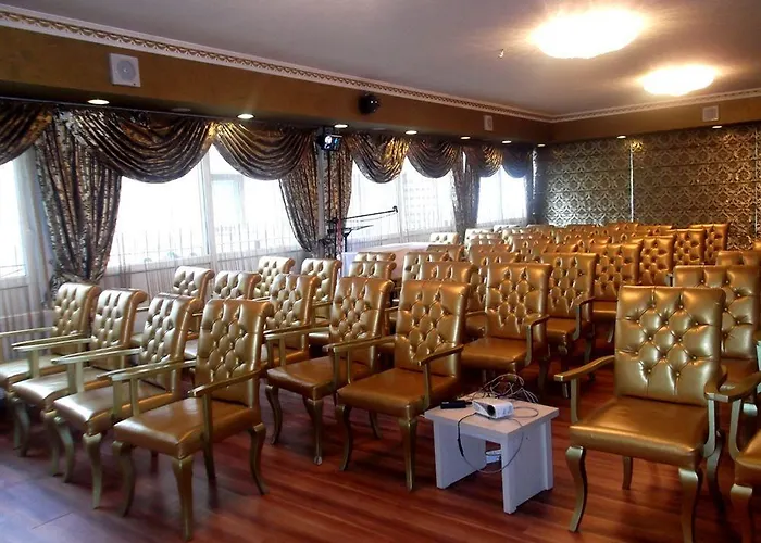 فندق Golden Boutique 2*