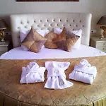 Golden Boutique