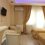 Golden Boutique