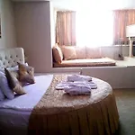 Отель Golden Boutique