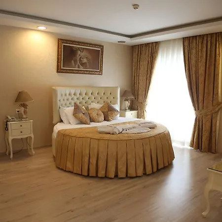 Golden Boutique Отель 2*