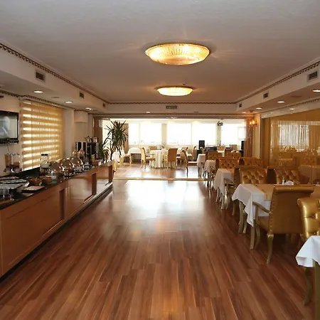 Отель Golden Boutique