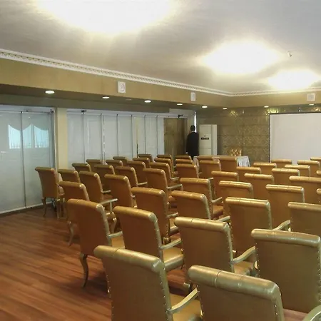 Отель Golden Boutique