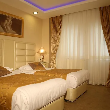Golden Boutique Отель 2*