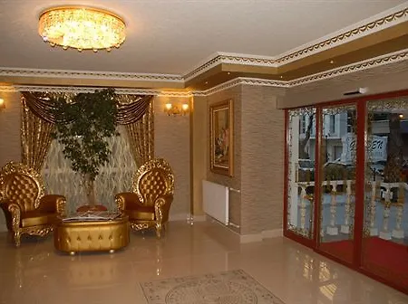 Отель Golden Boutique 2*